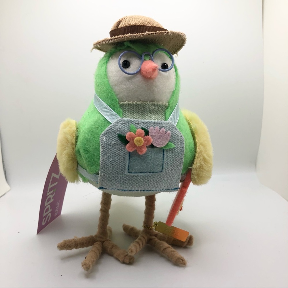 Spring 2023 Spritz Birds: KALE (from Target)